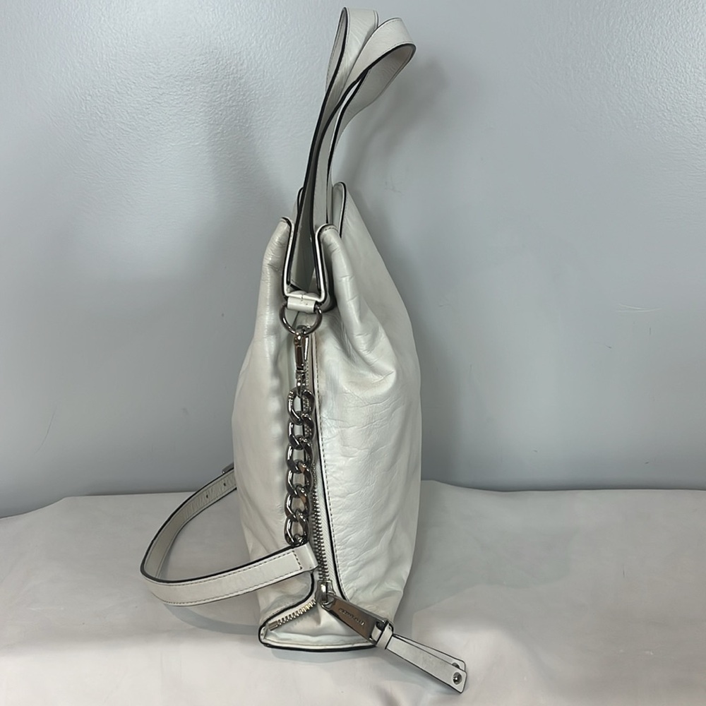 Michael Kors Optic White Devon Bag - Picture 5 of 16